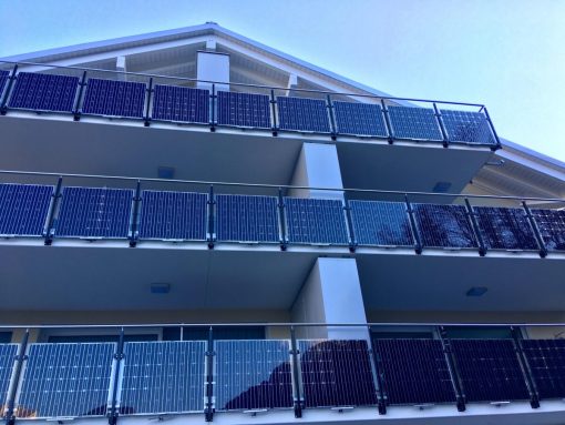 Fotovoltaico da balcone: giù la bolletta e l’ambiente ringrazia